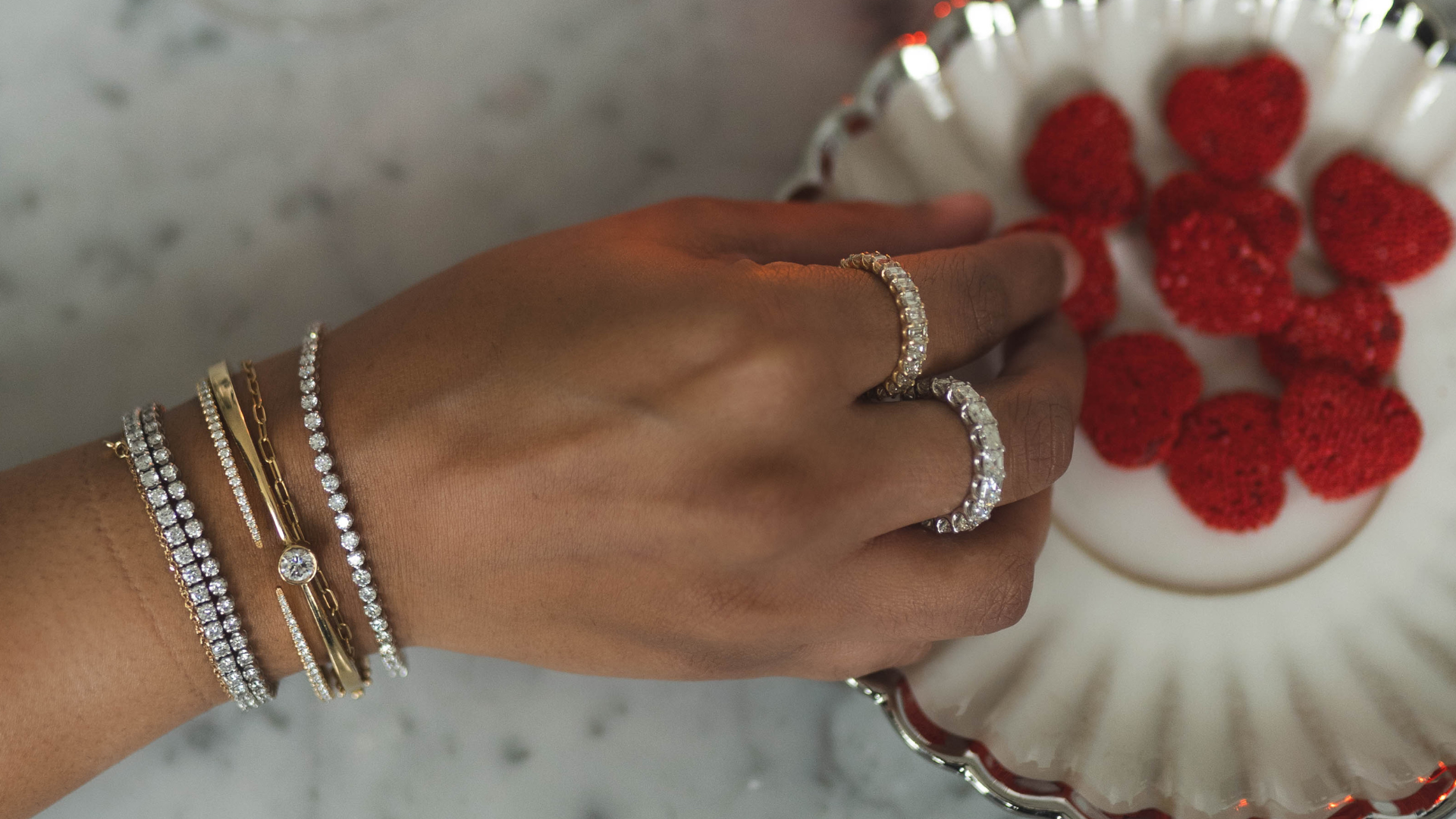 tapered bezel diamond bangle