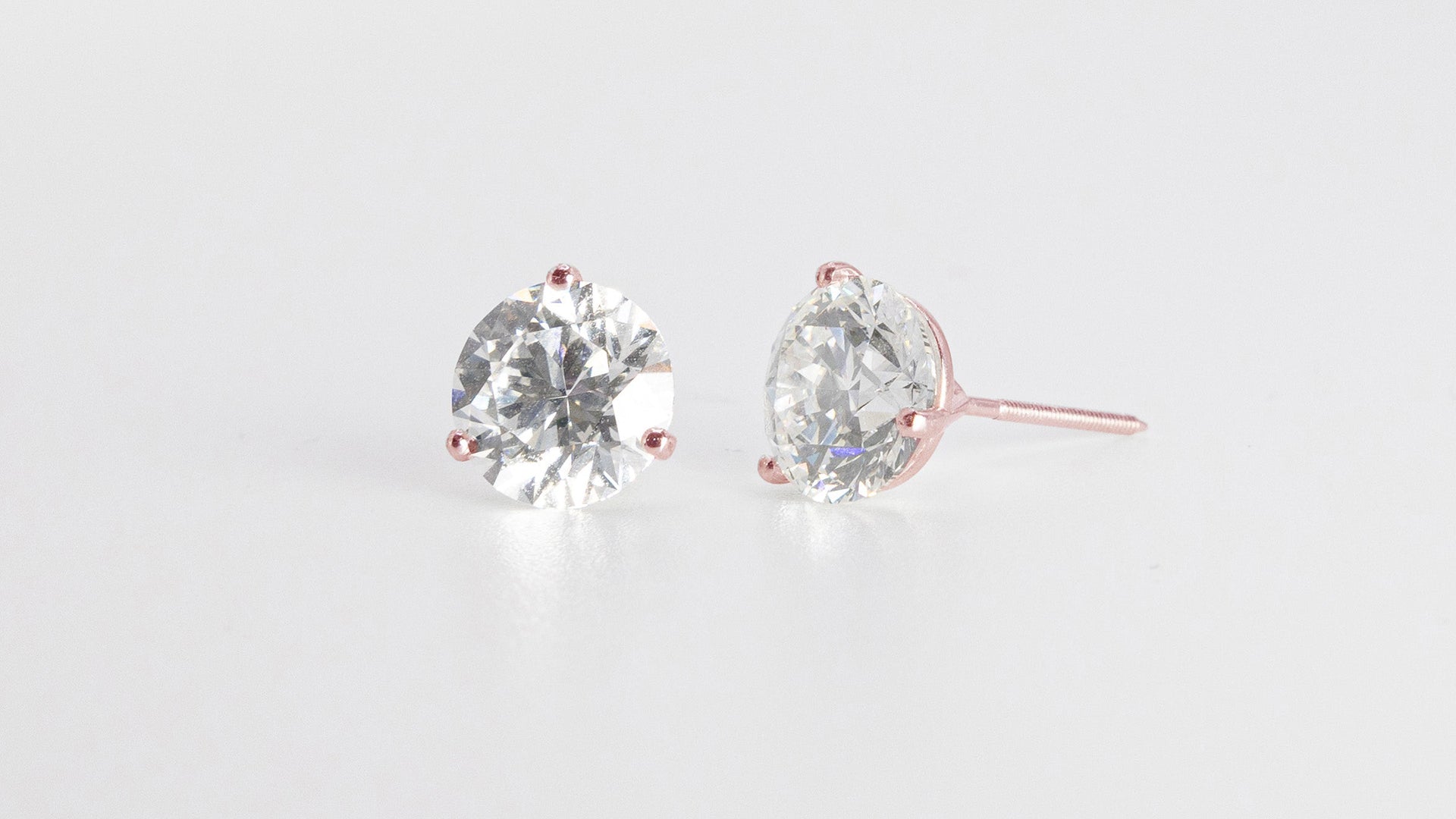 diamond stud earring